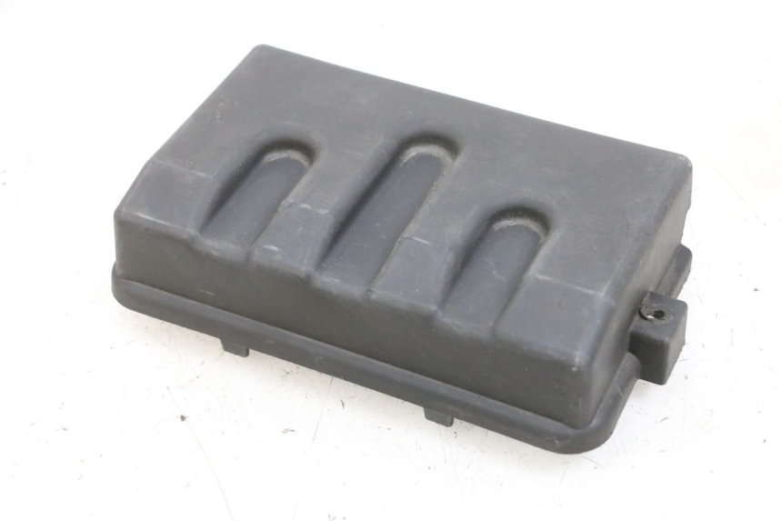 photo de BATTERIA COPERCHIO PEUGEOT SPEEDFIGHT 4 4T EFI 50 (2021 - 2025) - Vista principale