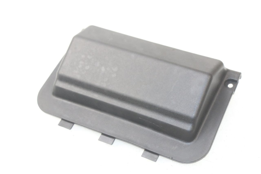 photo de COPERCHIO BATTERIA APRILIA SR 2T 50 (2018 - 2022)