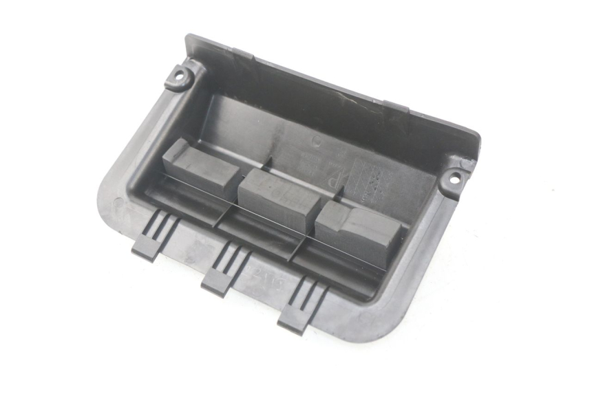 photo de COPERCHIO BATTERIA APRILIA SR 2T 50 (2018 - 2022)