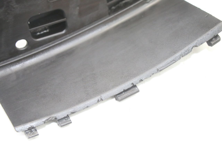 photo de BATTERIA COPERCHIO SUZUKI BURGMAN 125 (2015 - 2017)