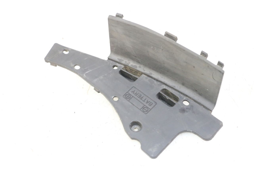 photo de COPERCHIO BATTERIA SUZUKI BURGMAN 125 (2007 - 2014)