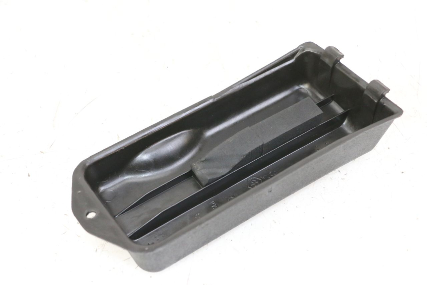 photo de BATTERIA COPERCHIO PIAGGIO VESPA LX 150 (2005 - 2013)