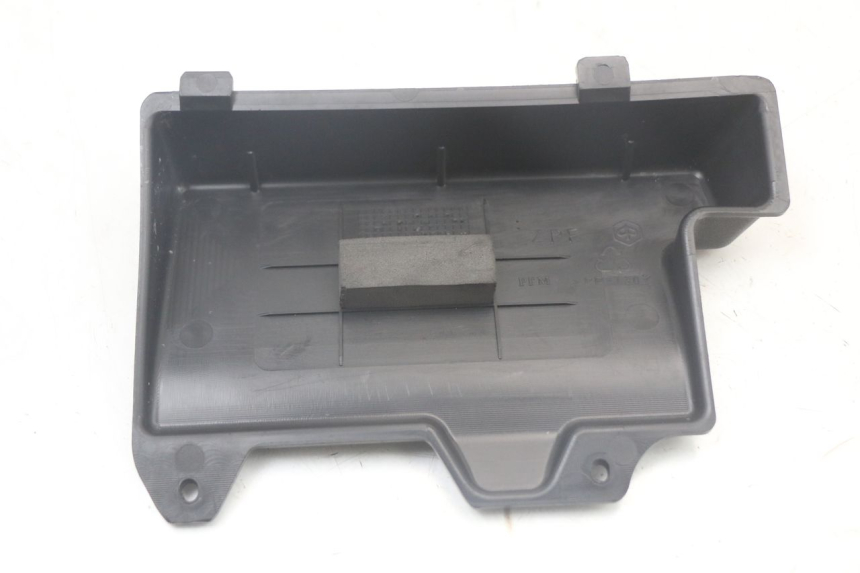 photo de COFANO BATTERIA PIAGGIO ZIP 2T 50 (2009 - 2019)