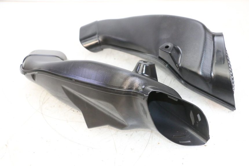 photo de SCATOLA COPERCHIO SUZUKI GSXR GSX-R 1000 (2003 - 2004) - Zoom sullo stato d'uso