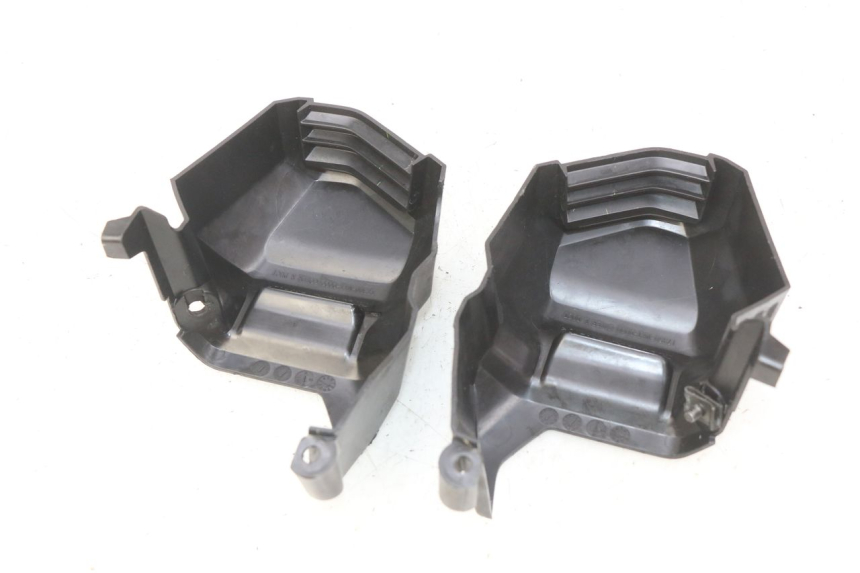 photo de CACHE FILTRO ARIA HONDA CB R 1000 (2018 - 2023)