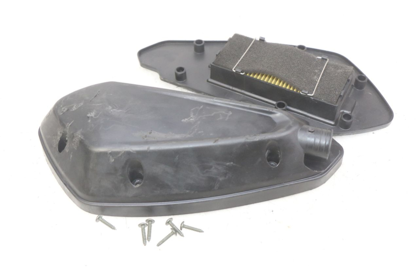 photo de COPERCHIO FILTRO ARIA PEUGEOT KISBEE 4T 50 (2018 - 2022)