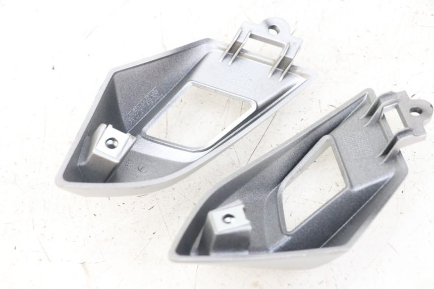 photo de CACHE TELAIO LATERALE YAMAHA AEROX 2T 50 (2013 - 2017)