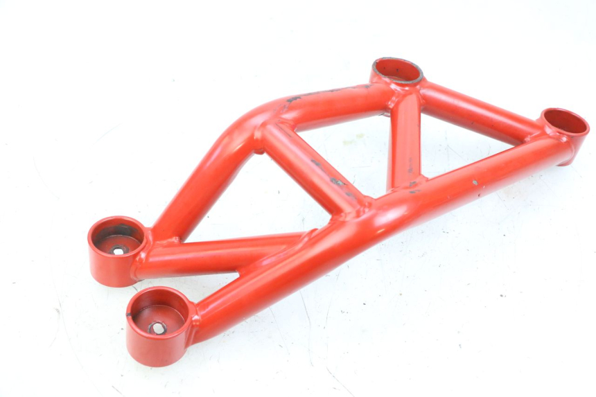 photo de TELAIO CARENA DESTRA MAG POWER BOMBERS 4T 50 (2016 - 2026) - Dettagli dei punti di fissaggio