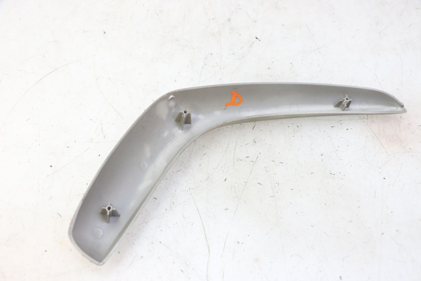 photo de CACHE TELAIO LATERALE DESTRO PIAGGIO FLY 2T 50 (2004 - 2017)