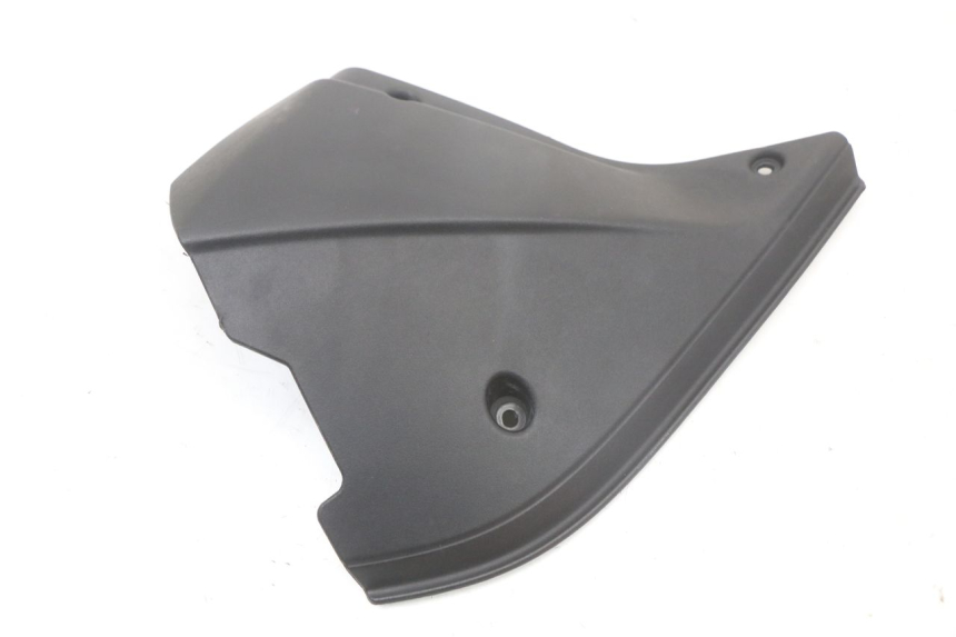 photo de TELAIO CARENA DESTRA MOTO GUZZI NORGE 8V GT 1200 (2011 - 2016)