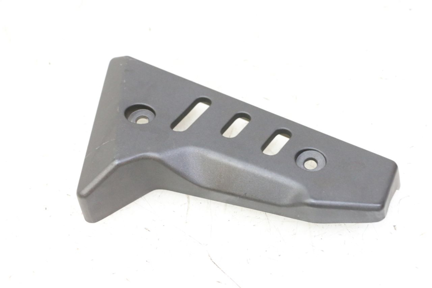 photo de COPERTURA CHASSIS LATERALE DESTRO MAG POWER R-STREET 50 (2016 - 2025)
