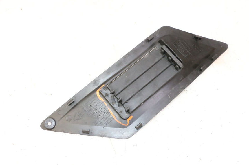 photo de CACHE TELAIO LATERALE DESTRO GILERA RUNNER SP 50 (2009 - 2017)