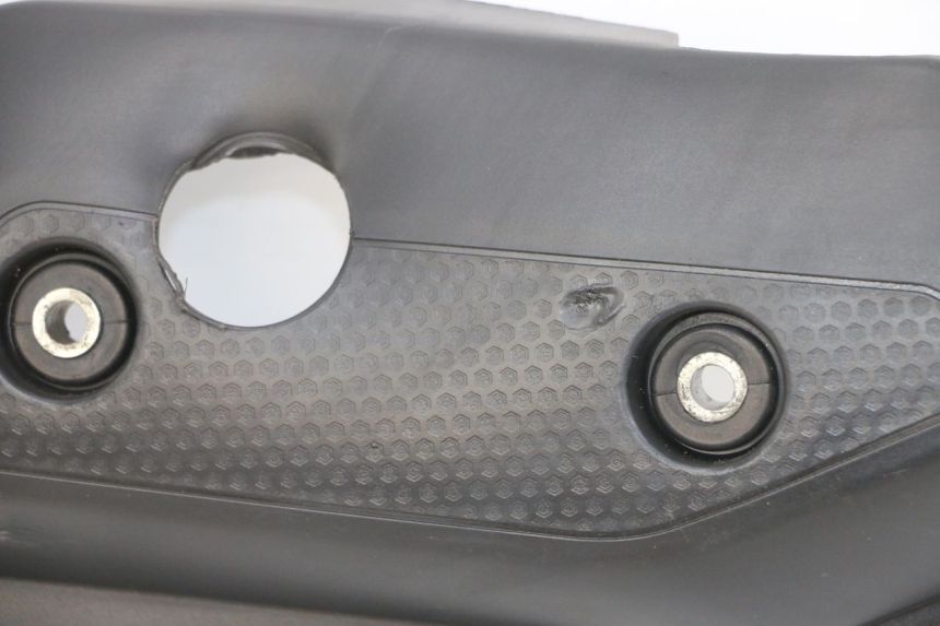 photo de TELAIO CARENA DESTRA YAMAHA XJ6 ABS 600 (2008 - 2016)