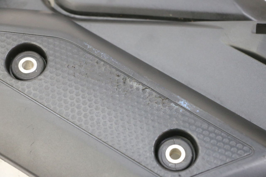 photo de TELAIO CARENA DESTRA YAMAHA XJ6 ABS 600 (2008 - 2016)