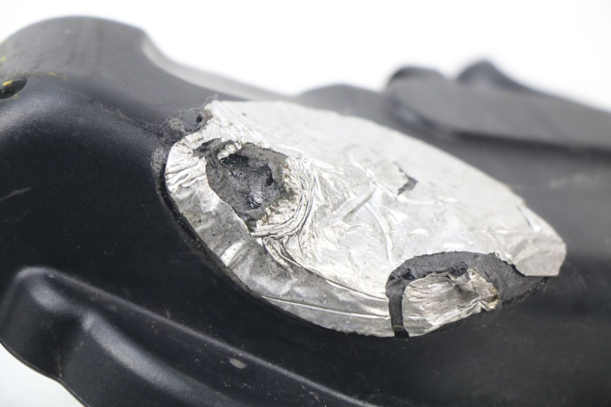 photo de Telaio laterale di copertura DUCATI M796 MONSTER 796 (2010 - 2014)