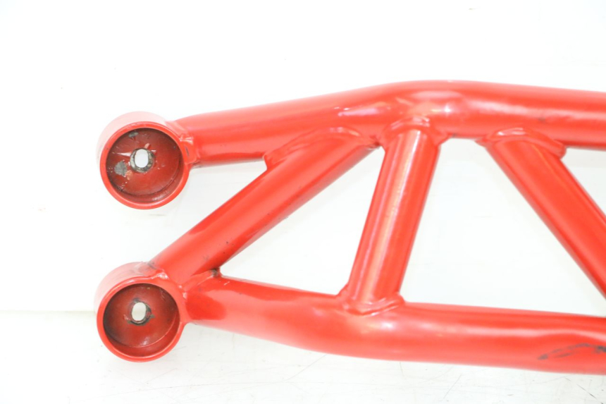 photo de TELAIO CARENA SINISTRA MAG POWER BOMBERS 4T 50 (2016 - 2026) - Caratteristiche distintive