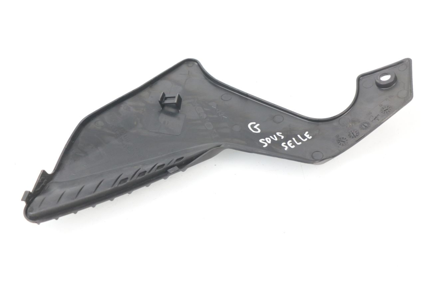 photo de COPERCHIO TELAIO LATERALE SINISTRO HONDA VFR F 1200 (2010 - 2015)