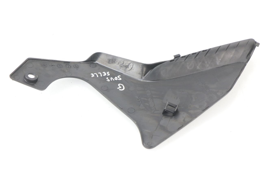 photo de COPERCHIO TELAIO LATERALE SINISTRO HONDA VFR F 1200 (2010 - 2015)