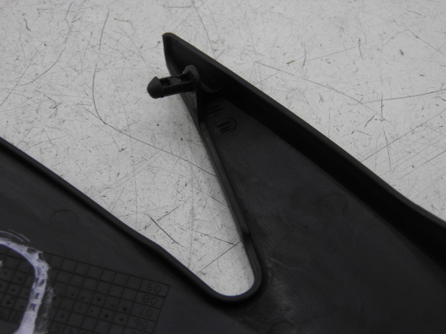 photo de COPERCHIO TELAIO LATERALE SINISTRO KAWASAKI ER-6 ER6 N 650 (2005 - 2009) - Dettaglio del componente