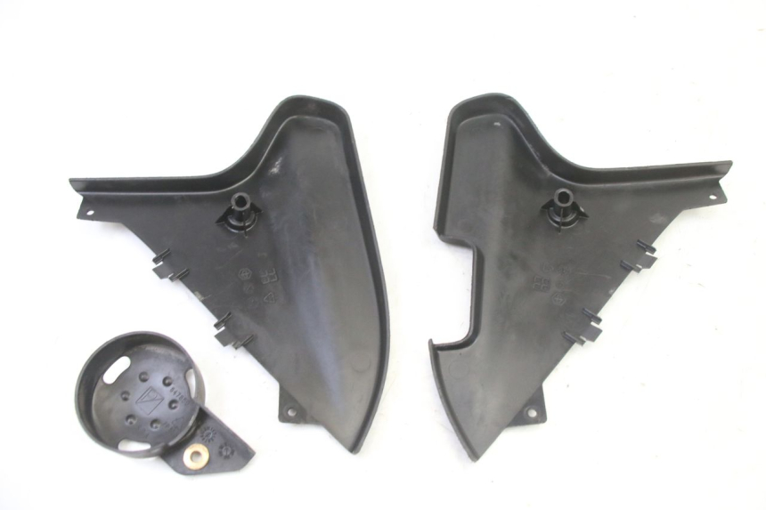 photo de Telaio laterale di copertura GILERA NEXUS 125 (2009 - 2013)