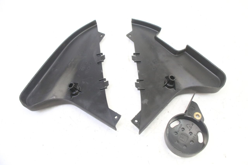 photo de Telaio laterale di copertura GILERA NEXUS 125 (2009 - 2013)