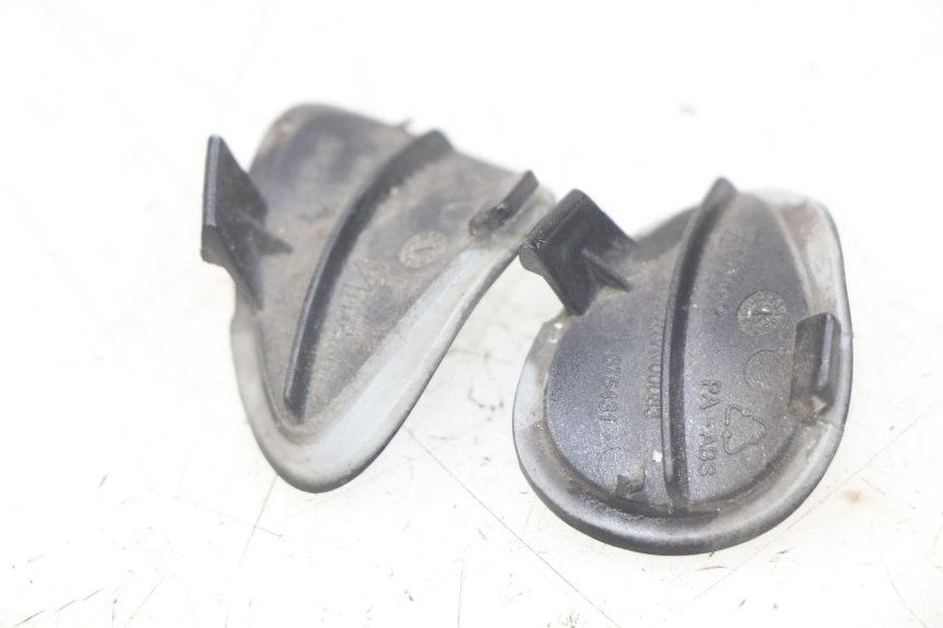 photo de CACHE TELAIO LATERALE PIAGGIO VESPA PRIMAVERA 2T 50 (2013 - 2018)