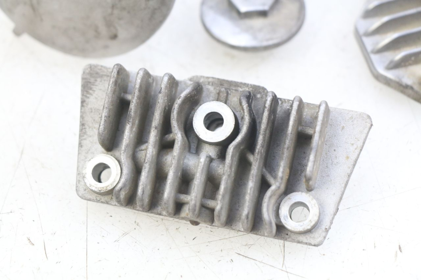 photo de COPERCHIO VALVOLE YCF PILOT 125