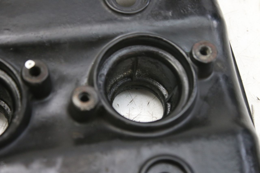 photo de COPERCHIO VALVOLE TRIUMPH SPRINT ST 955 (1999 - 2001)