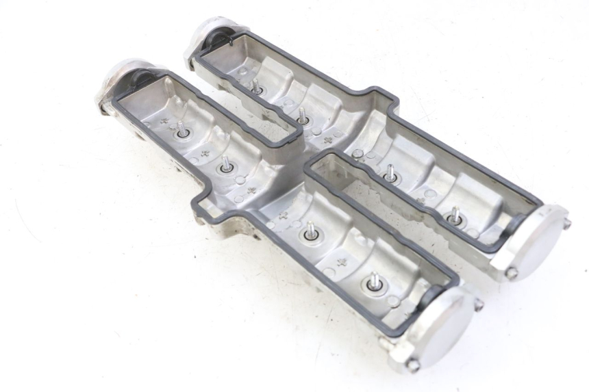 photo de COPERCHIO VALVOLE YAMAHA FZS FAZER 600 (2001 - 2003)