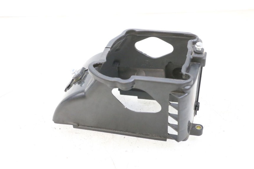 photo de COPERCHIO CILINDRO JM MOTORS SANTANA EVO 50 (2024 - 2026) - Primo piano tecnico