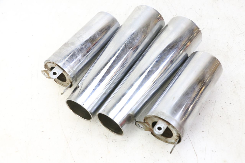 photo de CARENA FORCELLA  HYOSUNG GV AQUILA 125 (2000 - 2004) - Altra vista dell'articolo