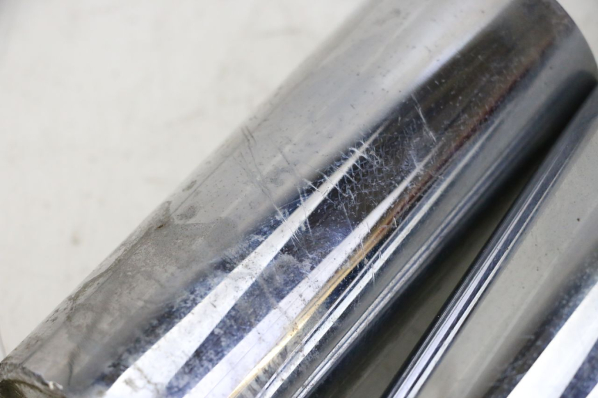 photo de CARENA FORCELLA  HYOSUNG GV AQUILA 125 (2000 - 2004) - Marcature e riferimenti originali