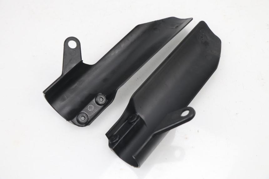 photo de Copri forcella MASAI SCRAMBLER 125 (2018 - 2020) - Altra angolazione