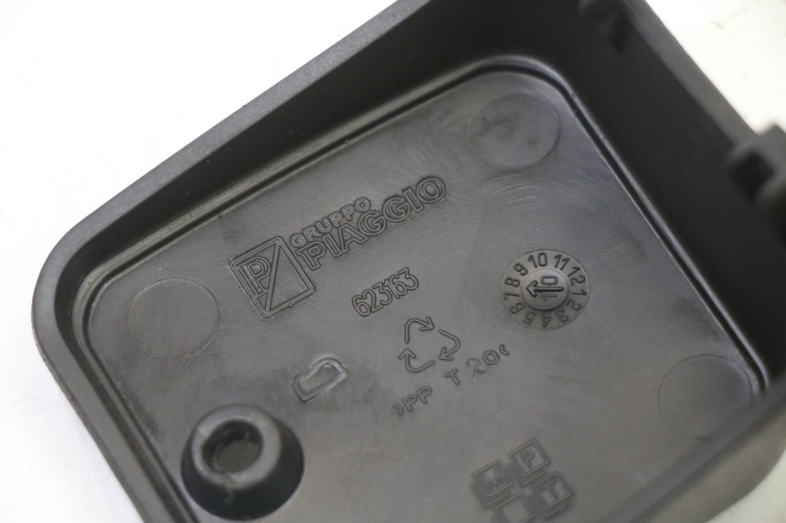 photo de COPERCHIO SERBATOIO PRINCIPALE PIAGGIO MP3 500 (2011 - 2015)