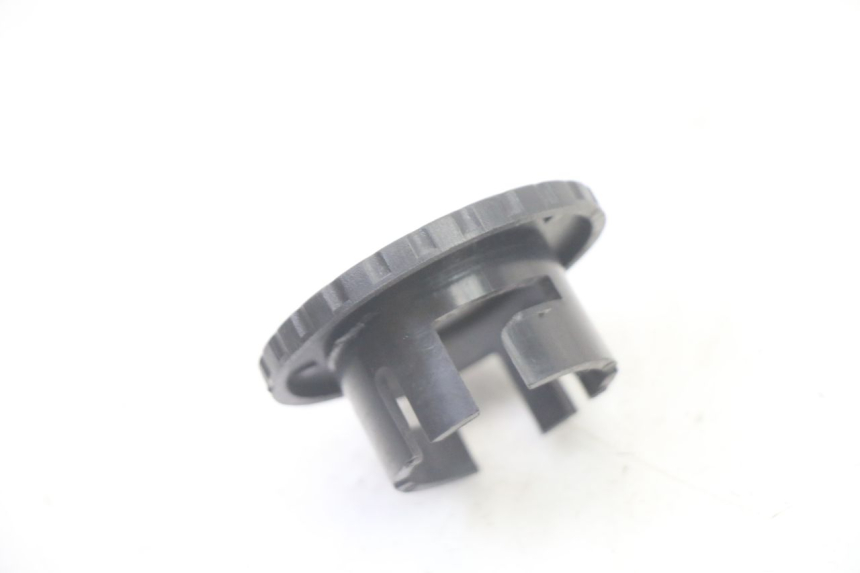 photo de COPERCHIO BLOCCHETTO ACCENSIONE SYM FIDDLE 125 (2008 - 2010)