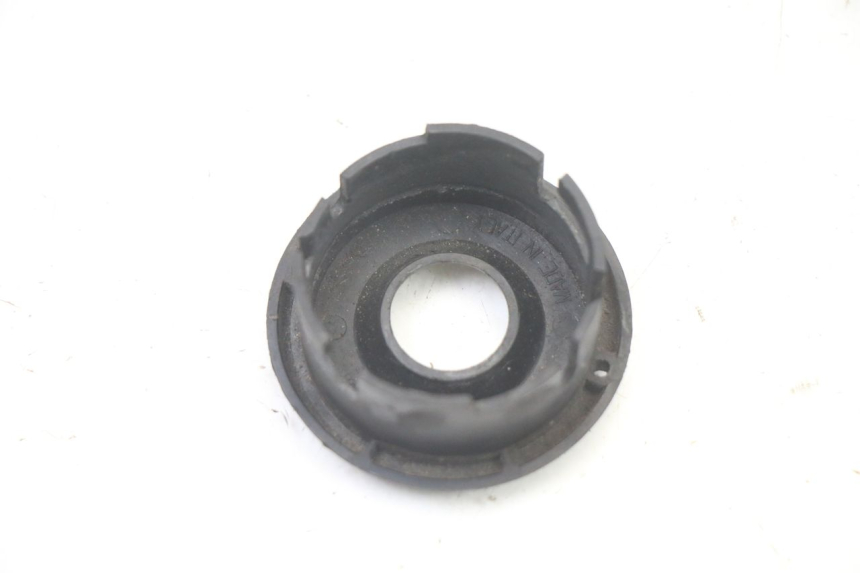 photo de COPERCHIO BLOCCHETTO ACCENSIONE GILERA NEXUS 300 (2008 - 2013)