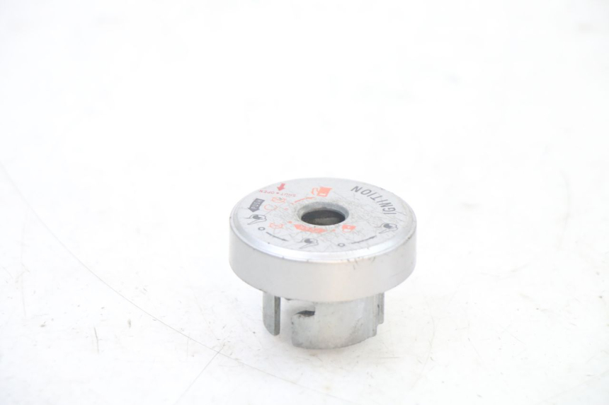photo de COPERCHIO BLOCCHETTO ACCENSIONE KYMCO XCITING 500 (2007 - 2010)