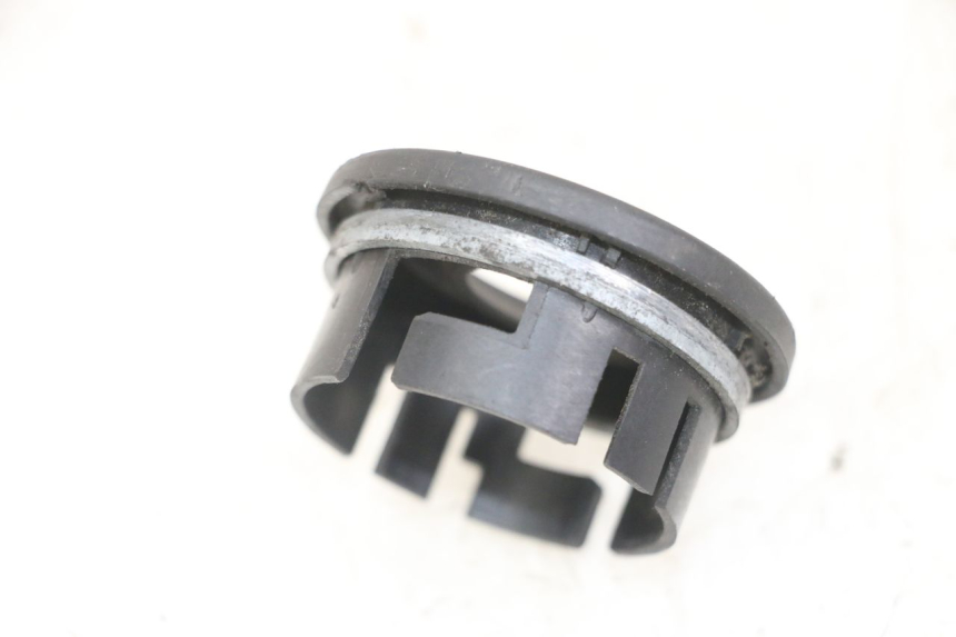 photo de COPERCHIO BLOCCHETTO ACCENSIONE PIAGGIO MP3 LT 300 (2010 - 2016)