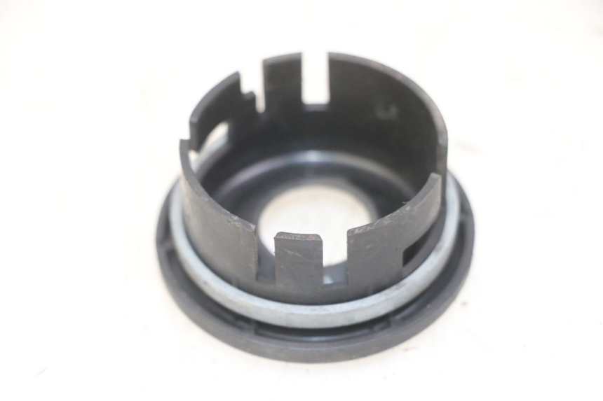 photo de COPERCHIO BLOCCHETTO ACCENSIONE PIAGGIO MP3 LT 300 (2010 - 2016)