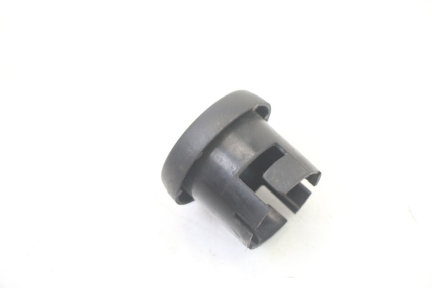photo de COPERCHIO BLOCCHETTO ACCENSIONE APRILIA SCARABEO GT TOURING 125 (1999 - 2005)