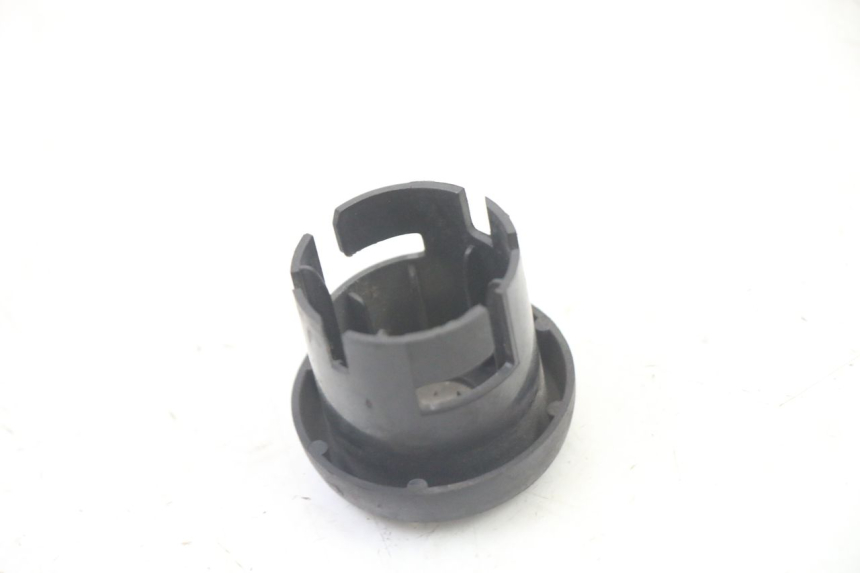 photo de COPERCHIO BLOCCHETTO ACCENSIONE APRILIA SCARABEO GT TOURING 125 (1999 - 2005)