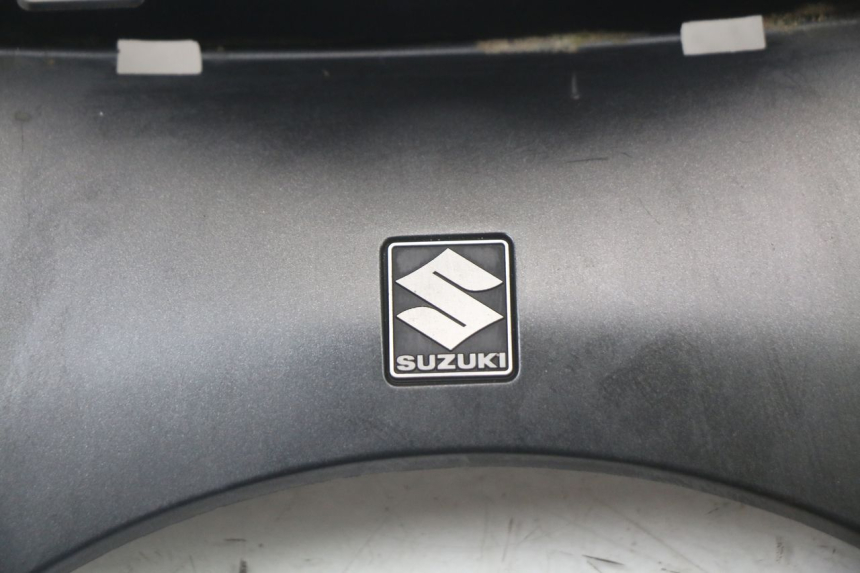 photo de COPERCHIO BLOCCHETTO ACCENSIONE SUZUKI GSR 750 (2011 - 2017)