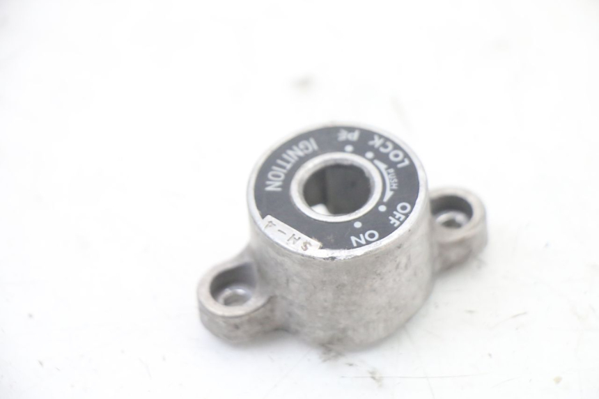 photo de COPERCHIO CHIAVE SUZUKI GSX F GSXF 650 (2007 - 2015)
