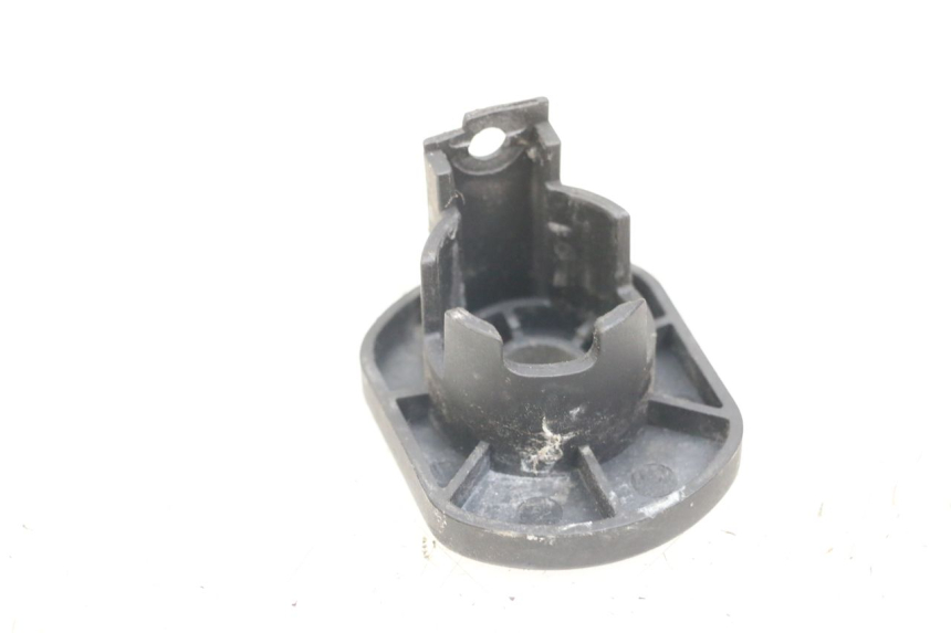 photo de COPERCHIO BLOCCHETTO ACCENSIONE SYM ORBIT 50 (2008 - 2010)