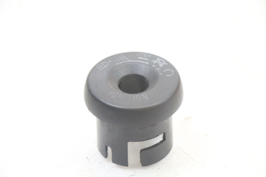 photo de COPERCHIO BLOCCHETTO ACCENSIONE YAMAHA AEROX 50 (1997 - 2006)