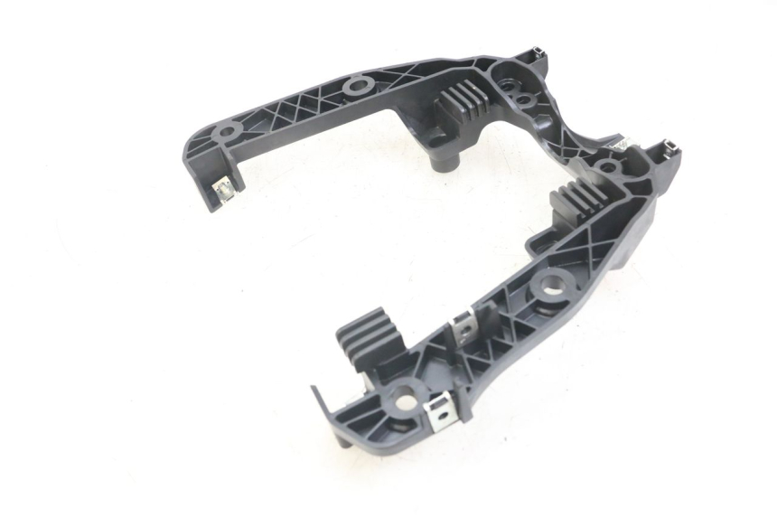 photo de COPERCHIO SOTTO SELLA YAMAHA AEROX 2T 50 (2013 - 2017)