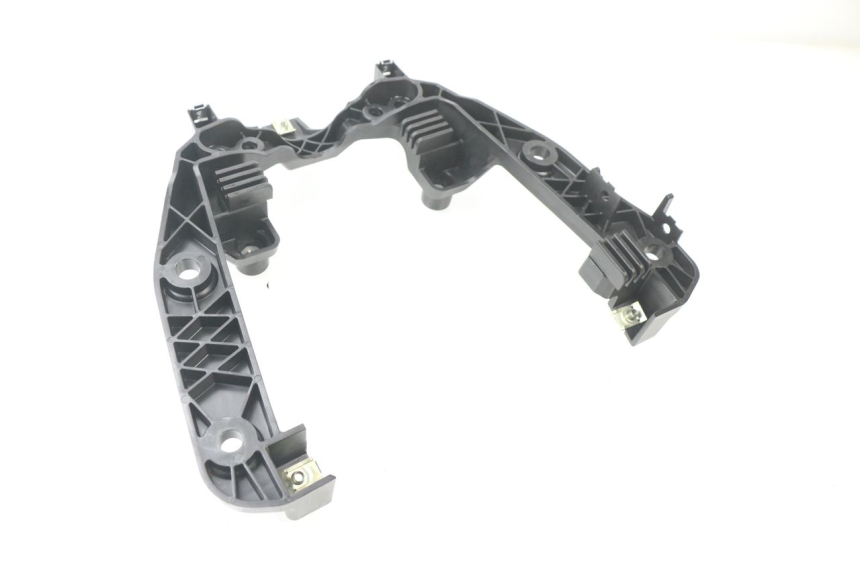 photo de COPERCHIO SOTTO SELLA YAMAHA AEROX 4 50 (2018 - 2020)