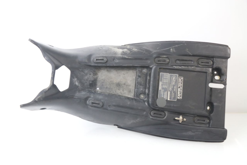photo de COPERCHIO SOTTO SELLA CAGIVA NAVIGATOR 1000 (2000 - 2005)
