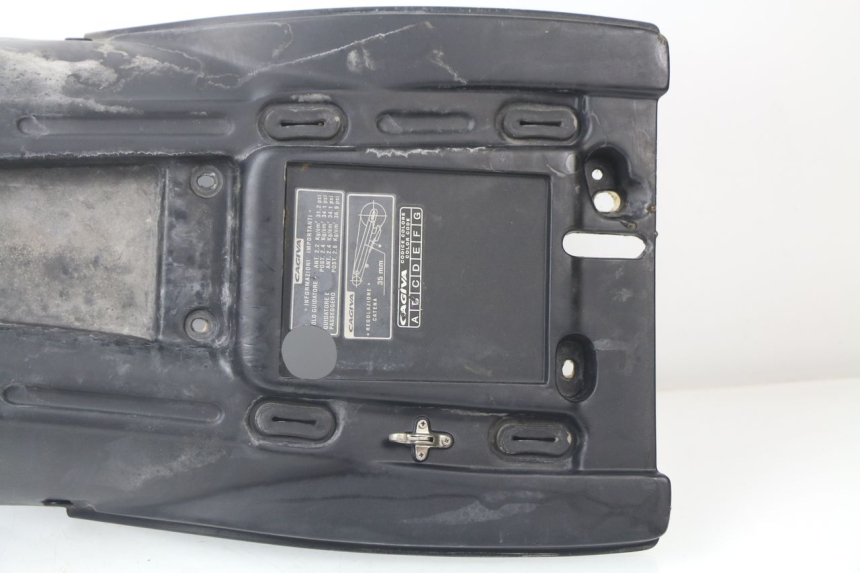 photo de COPERCHIO SOTTO SELLA CAGIVA NAVIGATOR 1000 (2000 - 2005)
