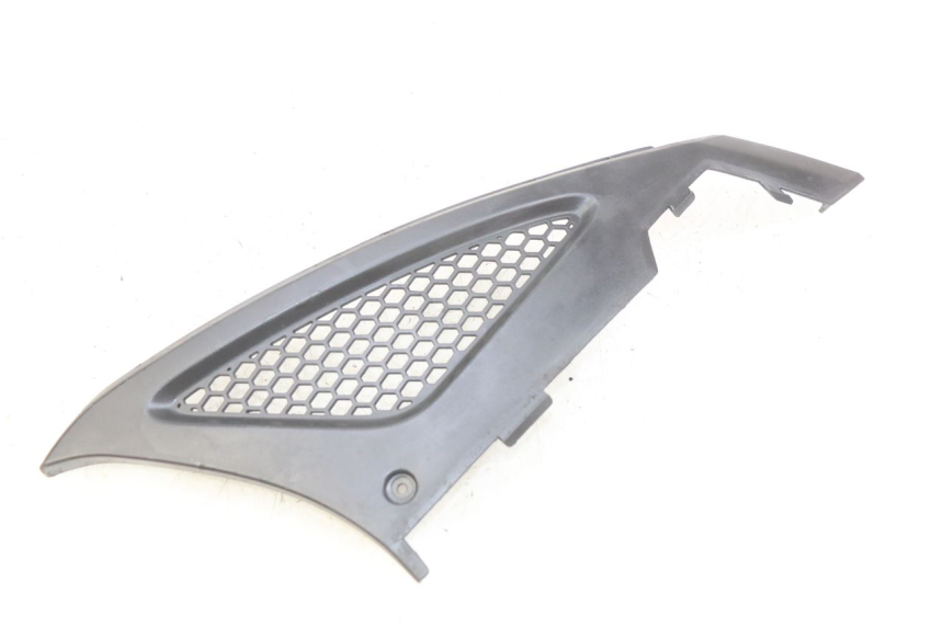 photo de COPERCHIO SOTTO SELLA DESTRO KYMCO AGILITY RS 4T 50 (2009 - 2013)